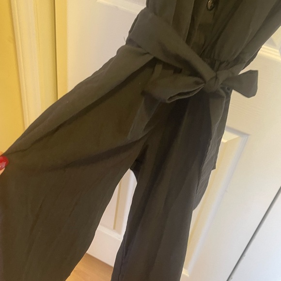 Black jump suit for ladies - Picture 3 of 5